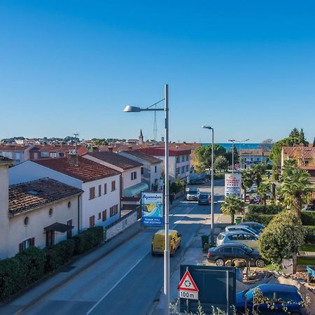 Apartment Complex Iris Porec Esterno foto